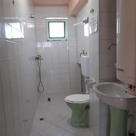 Botanika 호스텔 *