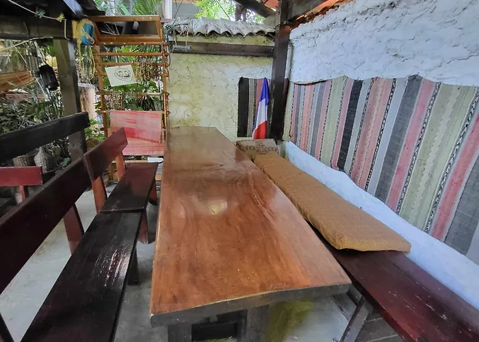 Botanika Hostel Warna